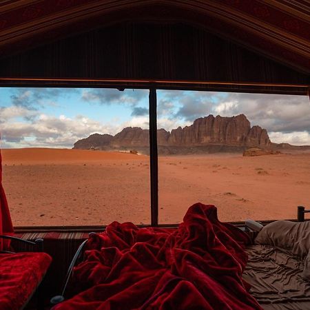 Stars Life Camp-Tour Hotel Wadi Rum Bagian luar foto