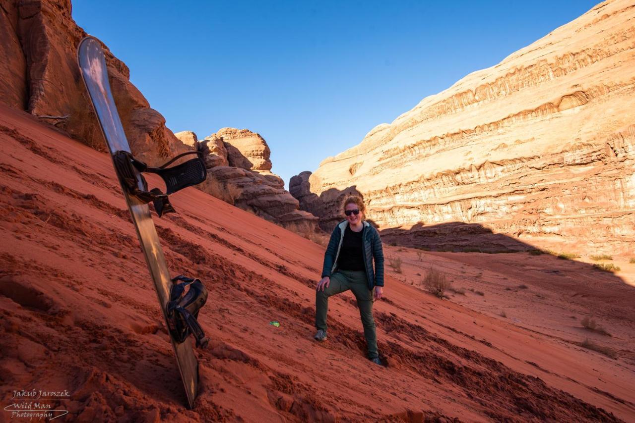 Stars Life Camp-Tour Hotel Wadi Rum Bagian luar foto