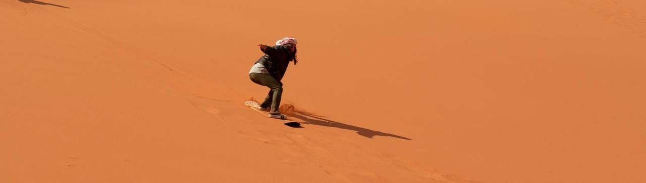Stars Life Camp-Tour Hotel Wadi Rum Bagian luar foto