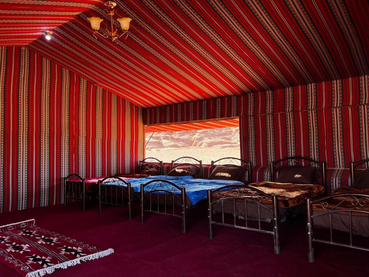 Stars Life Camp-Tour Hotel Wadi Rum Bagian luar foto