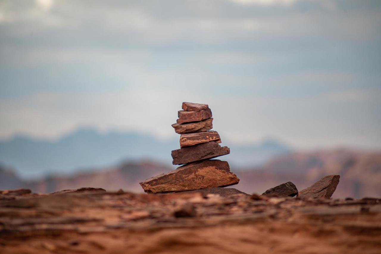 Stars Life Camp-Tour Hotel Wadi Rum Bagian luar foto