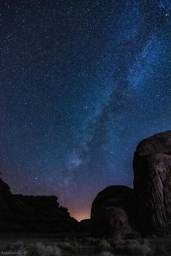 Stars Life Camp-Tour Hotel Wadi Rum Bagian luar foto
